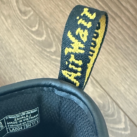 Dr. Martens Black Lace-Up Boots with Yellow Stitching - Size 13 - Picture 4 of 10